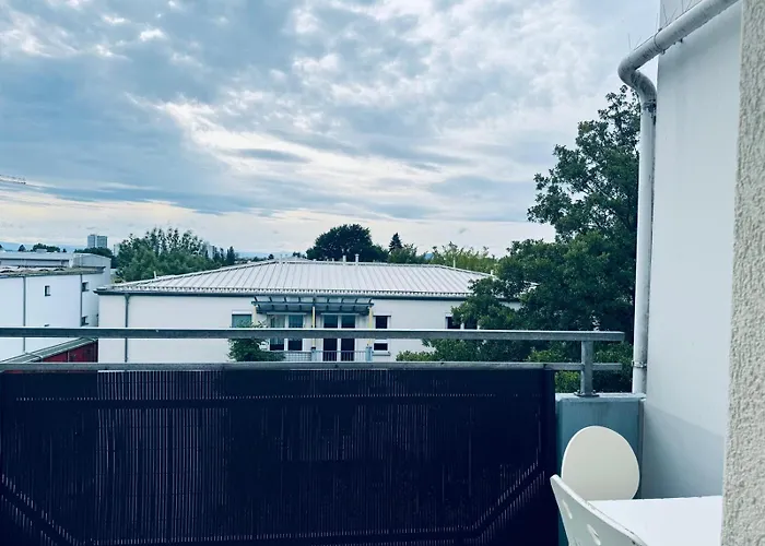 Avec Balcon * Фрайбург